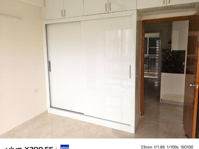 2 BHK Apartment in Sector 90 for rent Gurgaon. The reference number is 21103753