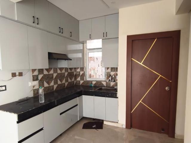 2 BHK Apartment in Sector 90 for rent Gurgaon. The reference number is 21187505