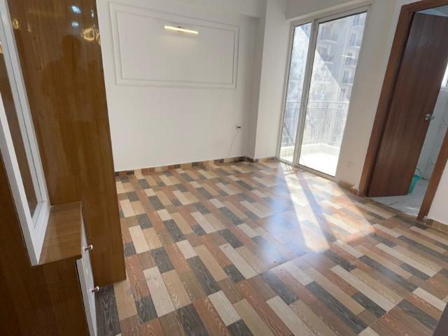 2 BHK Apartment in Sector 90 for rent Gurgaon. The reference number is 21380097