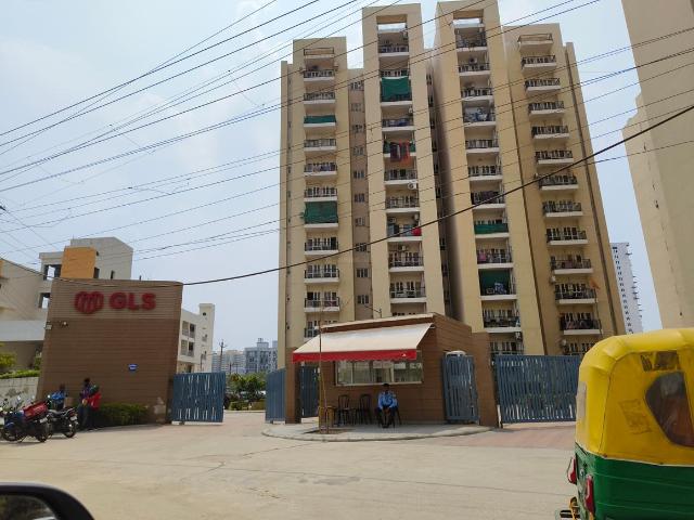 2 BHK Apartment in Sector 92 for resale Gurgaon. The reference number is 21172343