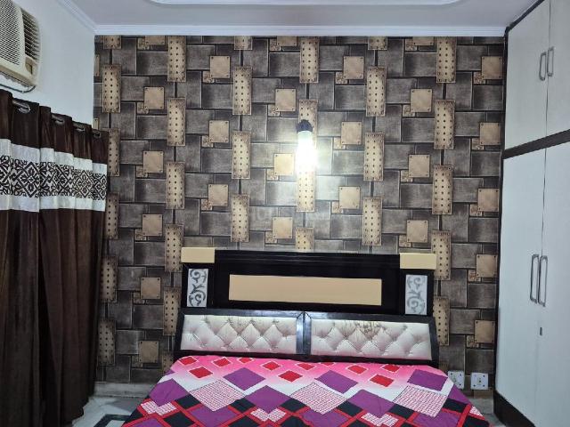 2 BHK Apartment in Sector 93 for rent Noida. The reference number is 21031248