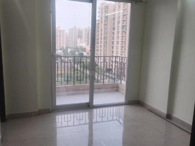 2 BHK Apartment in Sector 93 for rent Gurgaon. The reference number is 20517045