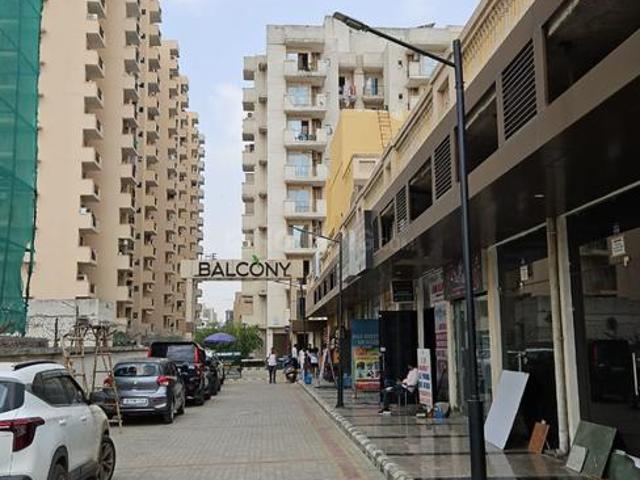 2 BHK Apartment in Sector 93 for rent Gurgaon. The reference number is 20594247