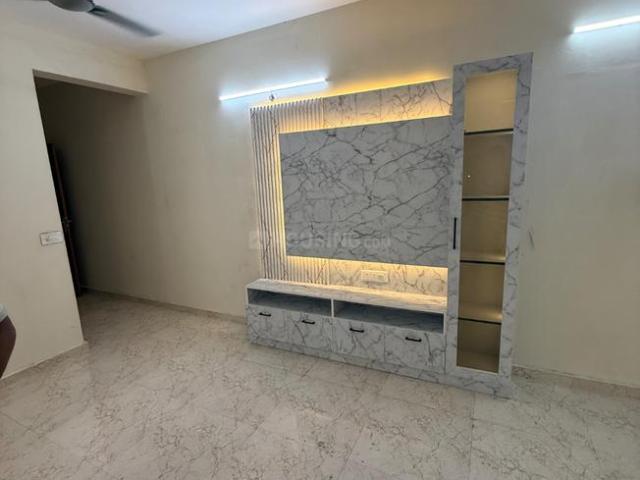 2 BHK Apartment in Sector 93 for rent Gurgaon. The reference number is 20724576