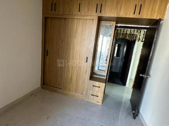 2 BHK Apartment in Sector 93 for rent Gurgaon. The reference number is 21045680