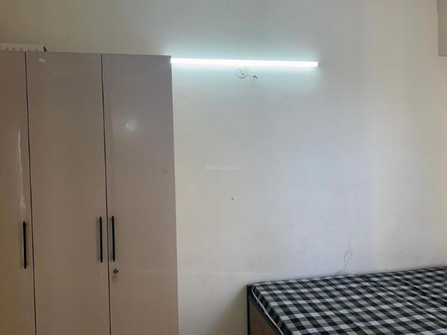 2 BHK Apartment in Sector 93 for rent Gurgaon. The reference number is 21090134