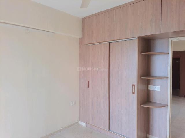 2 BHK Apartment in Sector 93 for rent Gurgaon. The reference number is 21153359