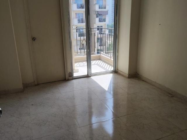 2 BHK Apartment in Sector 93 for rent Gurgaon. The reference number is 21223611