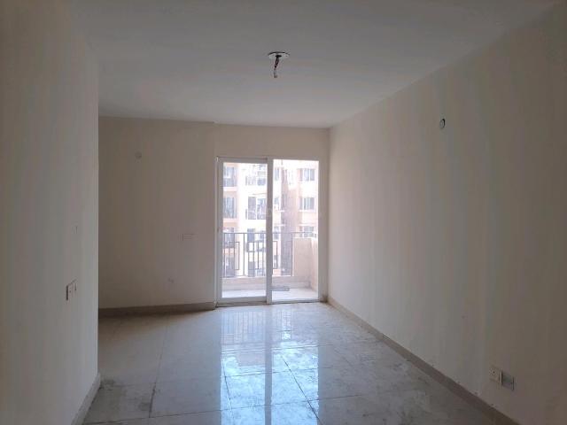 2 BHK Apartment in Sector 93 for resale Gurgaon. The reference number is 18930771