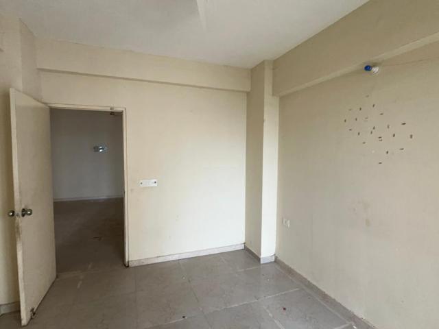 2 BHK Apartment in Sector 93 for resale Gurgaon. The reference number is 20764951