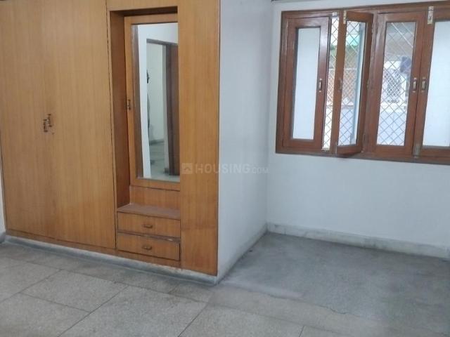 2 BHK Apartment in Sector 9 Dwarka for resale New Delhi. The reference number is 21106915