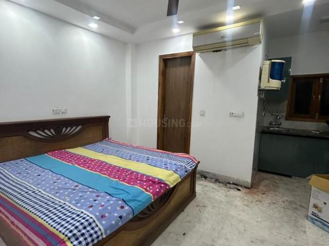 2 BHK Apartment in Sector 9 Rohini for rent New Delhi. The reference number is 21330410