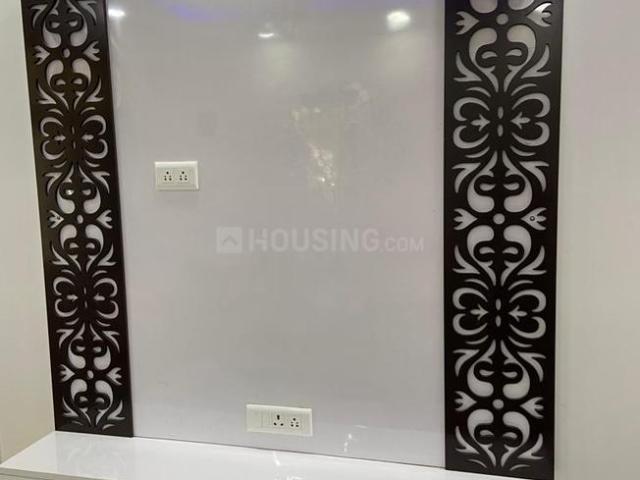 2 BHK Apartment in Sector 9 Rohini for resale New Delhi. The reference number is 20285598