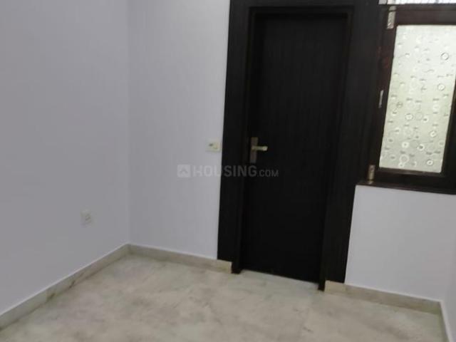 2 BHK Apartment in Sector 9 Rohini for resale New Delhi. The reference number is 20374934