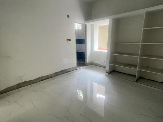 2 BHK Apartment in Serilingampally for resale Hyderabad. The reference number is 20617173