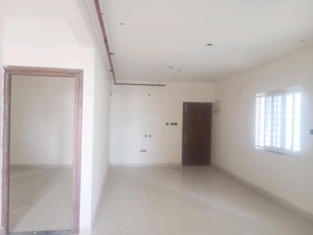 2 BHK Apartment in Serilingampally for resale Hyderabad. The reference number is 21010110