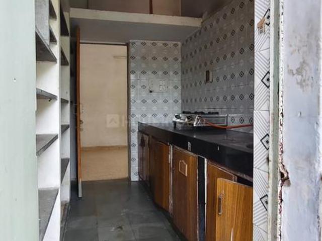 2 BHK Apartment in Shyamal for rent Ahmedabad. The reference number is 20558105