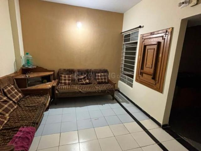 2 BHK Apartment in Shyamal for rent Ahmedabad. The reference number is 20696996