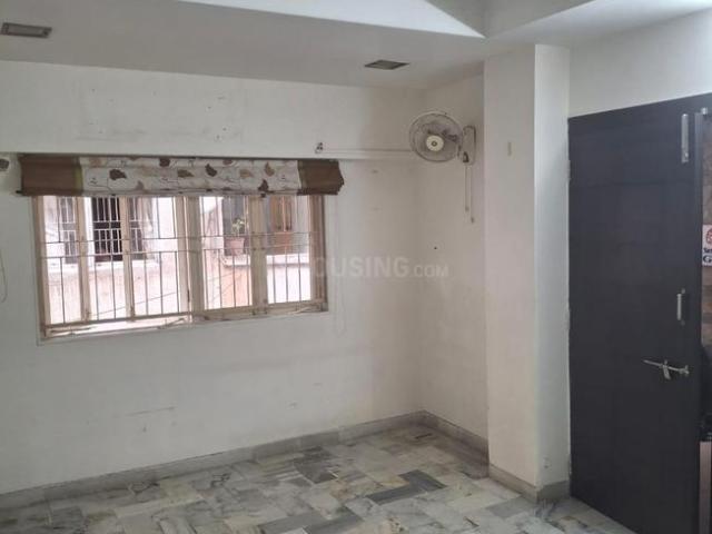 2 BHK Apartment in Shyamal for rent Ahmedabad. The reference number is 20745604
