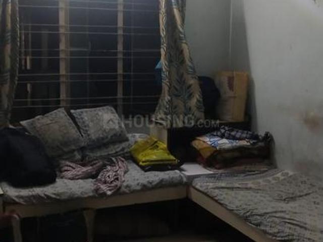 2 BHK Apartment in Shyamal for rent Ahmedabad. The reference number is 21238513