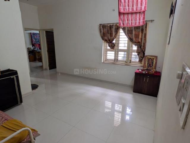 2 BHK Apartment in Shyamal for resale Ahmedabad. The reference number is 21019387