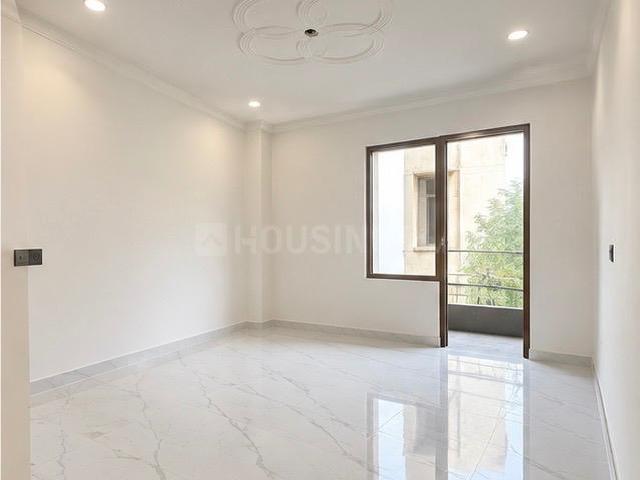 2 BHK Apartment in Shakarpur Khas for resale New Delhi. The reference number is 21130988