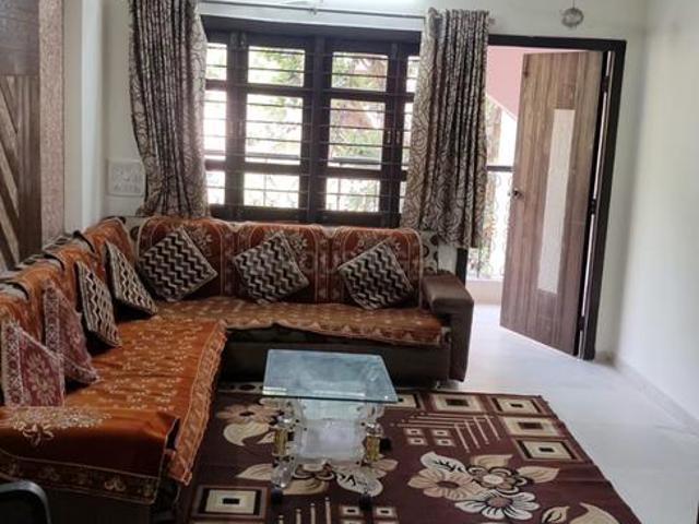 2 BHK Apartment in Shahibaug for rent Ahmedabad. The reference number is 21239338