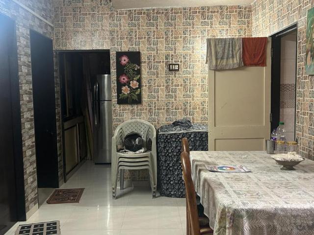 2 BHK Apartment in Shahibaug for resale Ahmedabad. The reference number is 20260385