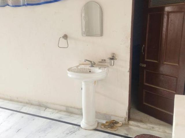 2 BHK Apartment in Shahpura Mohalla for rent Beawar. The reference number is 19416063