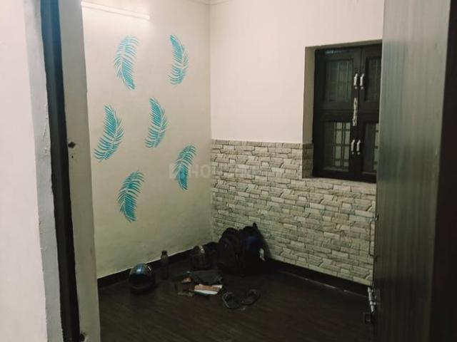 2 BHK Apartment in Shalimar Garden for rent Ghaziabad. The reference number is 20571452