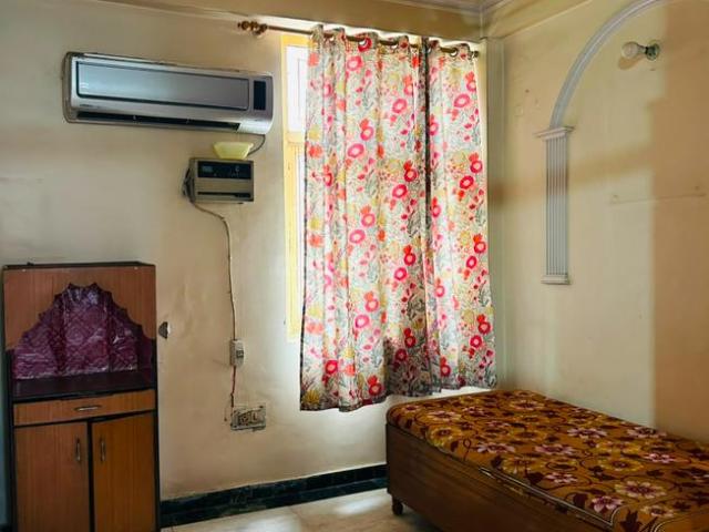 2 BHK Apartment in Shalimar Garden for rent Ghaziabad. The reference number is 20701539