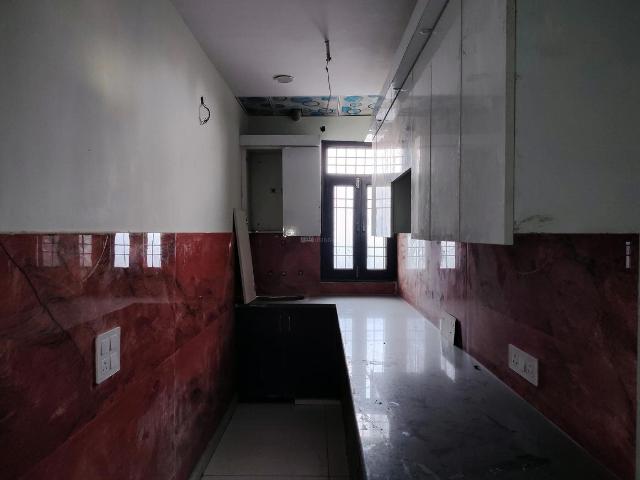 2 BHK Apartment in Shalimar Garden for resale Ghaziabad. The reference number is 16891949