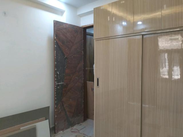 2 BHK Apartment in Shalimar Garden for resale Ghaziabad. The reference number is 17934234