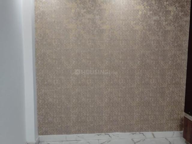 2 BHK Apartment in Shalimar Garden for resale Ghaziabad. The reference number is 18509275