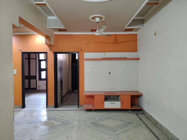 2 BHK Apartment in Shalimar Garden for resale Ghaziabad. The reference number is 19314396
