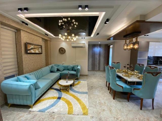 2 BHK Apartment in Shalimar Garden for resale Ghaziabad. The reference number is 10740669