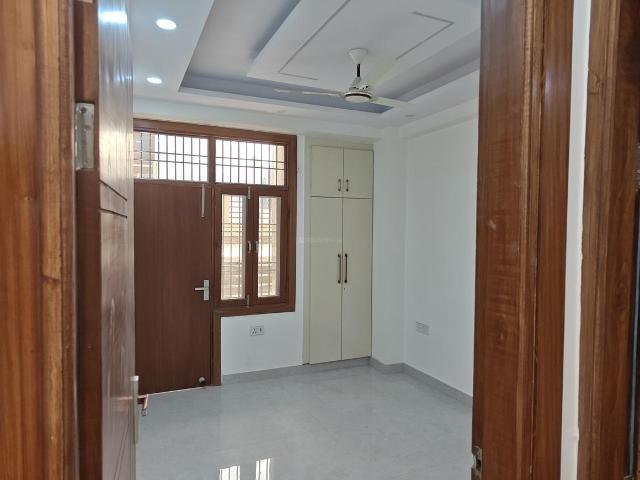2 BHK Apartment in Shalimar Garden for resale Ghaziabad. The reference number is 20970384