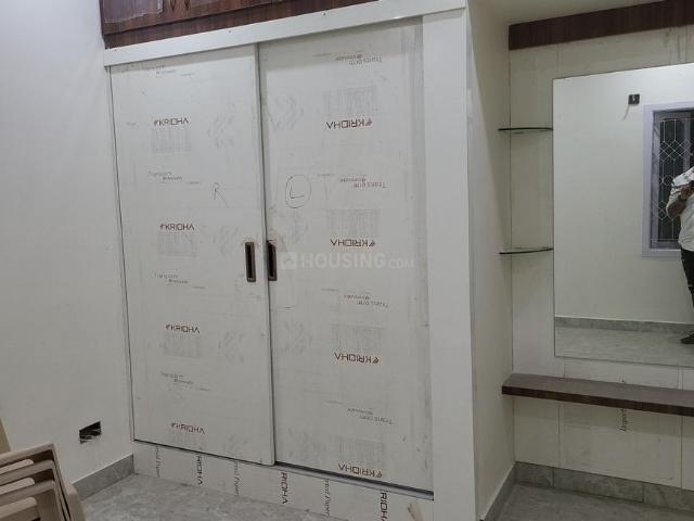 2 BHK Apartment in Shanti Nagar for rent Bengaluru. The reference number is 19796109