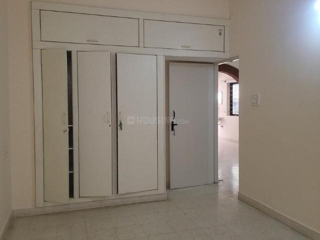 2 BHK Apartment in Shanti Nagar for rent Bengaluru. The reference number is 20989238