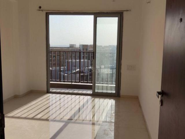 2 BHK Apartment in Shantigram for rent Ahmedabad. The reference number is 21277366