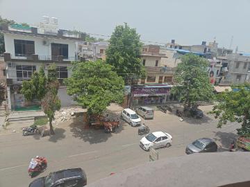 2 BHK Apartment in Shastri Nagar for rent Ghaziabad. The reference number is 20450108