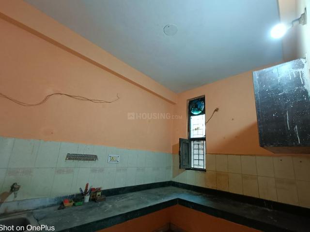 2 BHK Apartment in Shastri Nagar for rent Meerut. The reference number is 20557247