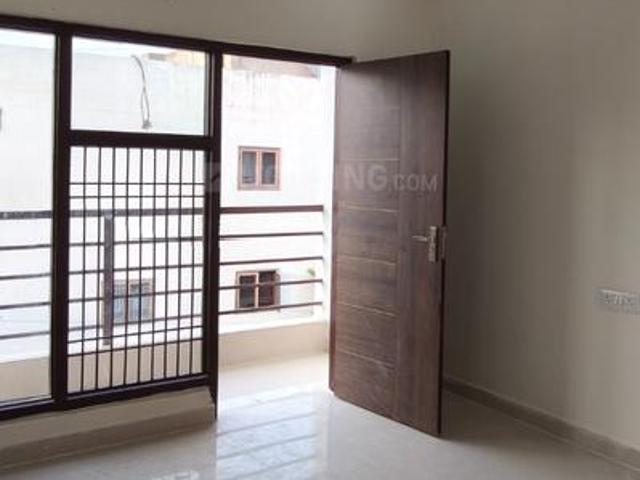 2 BHK Apartment in Shastripuram for rent Agra. The reference number is 21217833