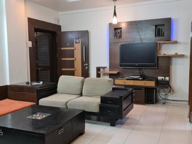 2 BHK Apartment in Sharanpur for rent Nashik. The reference number is 6905669