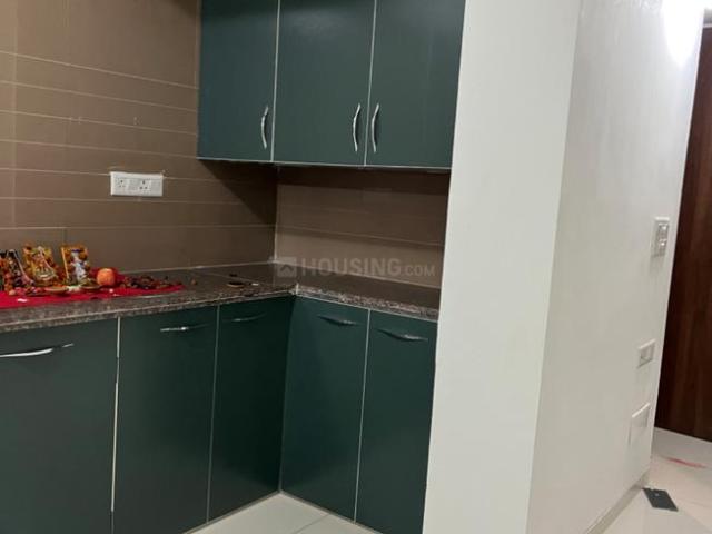 2 BHK Apartment in Shela for rent Ahmedabad. The reference number is 15176377