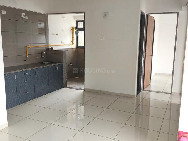 2 BHK Apartment in Shela for rent Ahmedabad. The reference number is 19936083