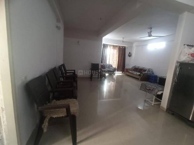 2 BHK Apartment in Shela for rent Ahmedabad. The reference number is 20093169
