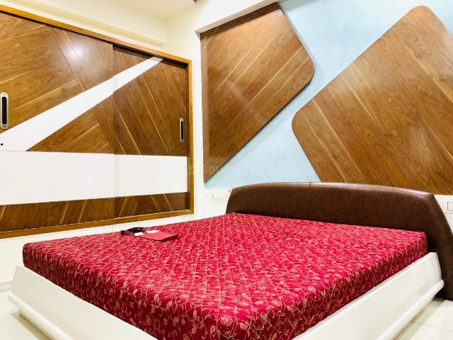 2 BHK Apartment in Shela for rent Ahmedabad. The reference number is 20108299