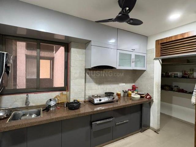 2 BHK Apartment in Shela for rent Ahmedabad. The reference number is 20324335