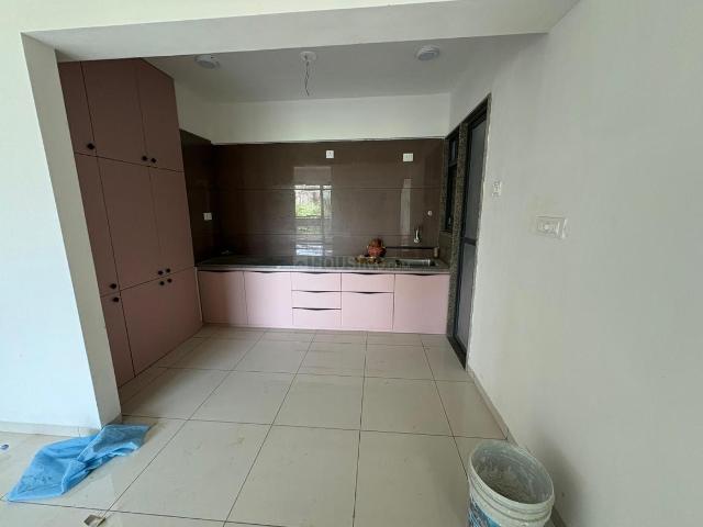 2 BHK Apartment in Shela for rent Ahmedabad. The reference number is 20353675